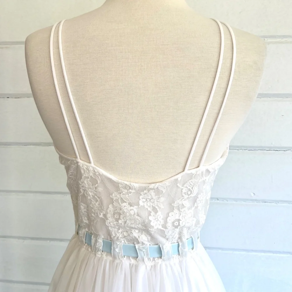 Vintage Peignoir Negligee Set Robe and Gown by Eyeful by The Flaums in Ivory - M